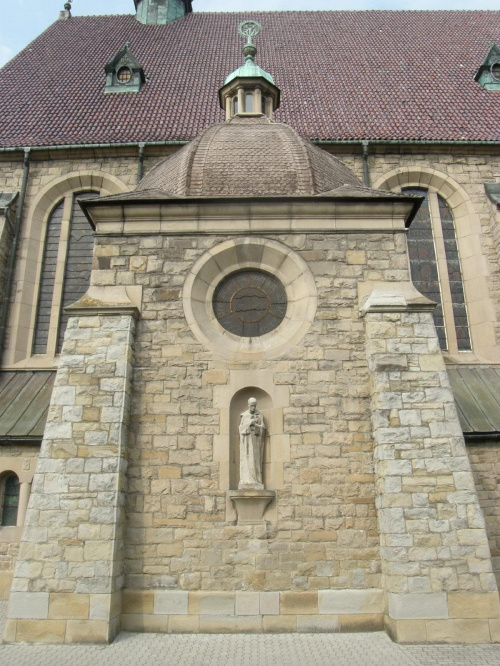 Bazylika Matki Boskiej Bolesnej w Limanowej wybudowana w latach 1911-1918 z piaskowca.